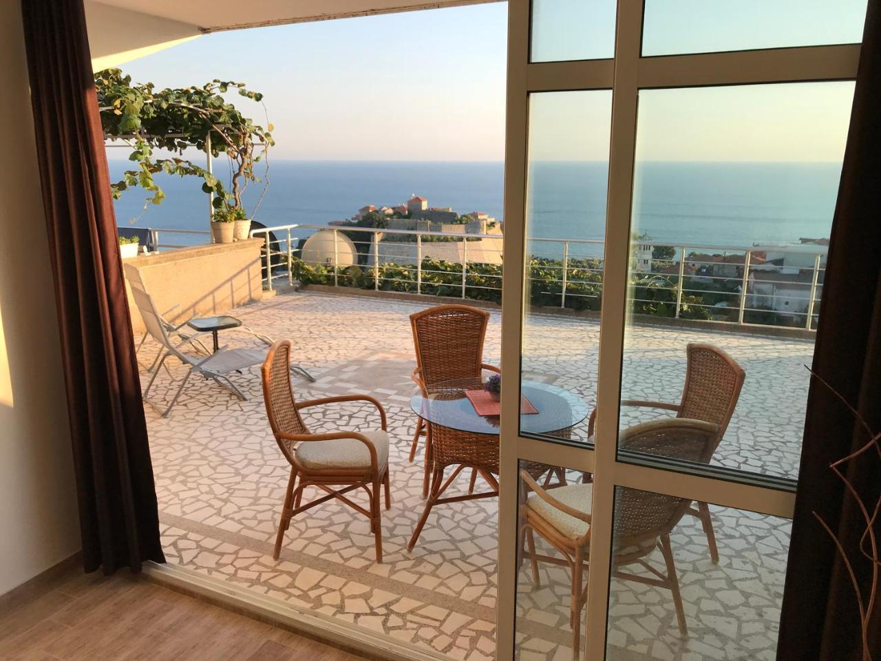 Apartment Jana Ulcinj Exterior photo
